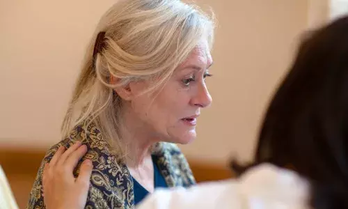 ഇവിടെ വെച്ച കപ്പ് എവിടെ പോയി?; നിങ്ങളിലെ ഇത്തരം മറവി ശ്രദ്ധിച്ചിട്ടുണ്ടോ?; സ്ത്രീകളിൽ അൽഷിമേഴ്‌സ് കൂടുന്നുവെന്ന് പഠനം; കാരണങ്ങൾ അറിയാം..