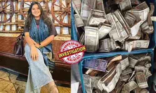 ഭൂമി ഇടപാടുമായി ബന്ധപ്പെട്ട് വ്യാപക പരാതി; നിരീക്ഷണത്തിന് ഒടുവില്‍ പരിശോധന;  വീട്ടില്‍ കണ്ടെത്തിയത് 92 ലക്ഷം രൂപയും ഒരു കോടിയുടെ സ്വര്‍ണവും;  വരുമാനത്തില്‍ കവിഞ്ഞ സ്വത്ത് സമ്പാദിച്ച കേസില്‍ സിവില്‍ സര്‍വീസ് ഉദ്യോഗസ്ഥ അറസ്റ്റില്‍