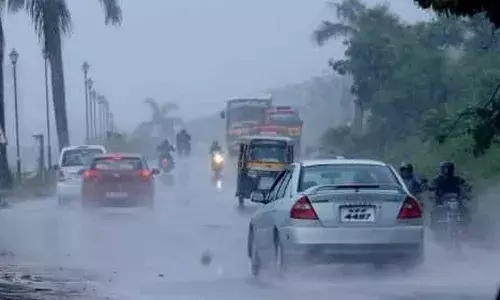 സംസ്ഥാനത്ത് മഴ ശക്തമാകുന്നു; ഇന്ന് അഞ്ച് ജില്ലകളില്‍ യെല്ലോ അലേര്‍ട്ട്; മഴയ്‌ക്കൊപ്പം ഇടിമിന്നിലിനും സാധ്യത; ജാഗ്രതാ നിര്‍ദേശം