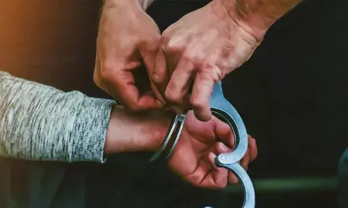 മദ്യലഹരിയില്‍ എട്ട് വയസുകരിയോട് അപമര്യാദയായി പെരുമാറി; മലയാളി യുവാവ് പോക്‌സോ കേസില്‍ ചെന്നൈയില്‍ അറസ്റ്റില്‍