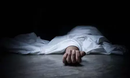 ഡല്‍ഹിയില്‍ മാലിന്യക്കുഴി വൃത്തിയാക്കുന്നതിനിടെ ശുചീകരണ തൊഴിലാളി കൊല്ലപ്പെട്ടു; മരണം വിഷവാതകം ശ്വസിച്ച്; മൂന്ന് പേരുടെ ആരോഗ്യനില ഗുരുതരമായി തുടരുന്നു