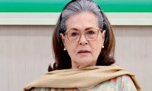 സോണിയാ ഗാന്ധി നാളെ വയനവാട്ടില്‍; സ്വകാര്യ സന്ദര്‍ശനമെന്ന് അറിയിപ്പ്: സോണിയയ്‌ക്കൊപ്പം രാഹുലും എത്തിയേക്കുമെന്ന് സൂചന