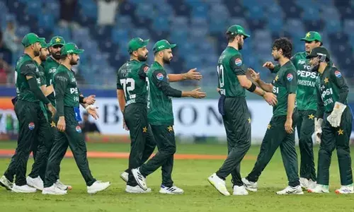 നിർണായക മത്സരത്തിൽ യുഎഇയെ തകർത്തത് 41 റൺസിന്; ഏഷ്യാ കപ്പിൽ പാകിസ്ഥാൻ സൂപ്പർ ഫോറിൽ; ഇന്ത്യയെ നേരിടാൻ തയ്യാറെന്ന് ക്യാപ്റ്റൻ സൽമാൻ ആഘ