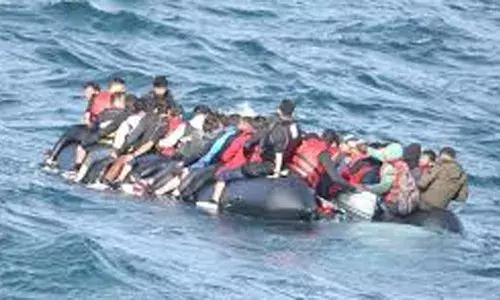 കള്ള ബോട്ടില്‍ എത്തുന്നവരെ നാട് കടത്താനുള്ള വിമാനം രണ്ടു തവണ പറന്നിട്ടും ഒരാള്‍ പോലും നാട് വിട്ടില്ല; ആരോപണവുമായി ഹോം സെക്രട്ടറി