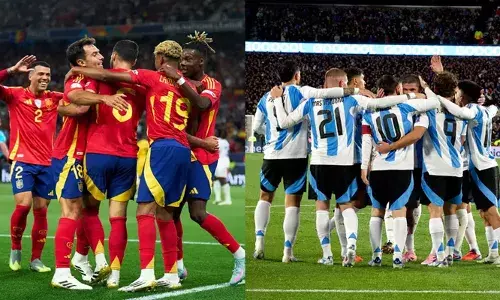 ഫിഫ റാങ്കിംഗിൽ അർജന്റീനക്ക് ഒന്നാം സ്ഥാനം നഷ്ടമായി; തിരിച്ചടിയായത് ലോകകപ്പ് യോഗ്യതാ റൗണ്ടിൽ ഇക്വഡോറിനോട് ഏറ്റ പരാജയം; തലപ്പത്ത് സ്പെയിൻ; ഒരു സ്ഥാനം നഷ്ടപ്പെട്ട് ബ്രസീൽ