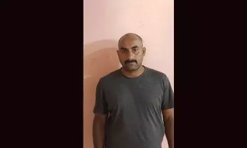 ഹോട്ടലില്‍ ഇരുന്ന് മദ്യപിക്കാന്‍ അനുവദിച്ചില്ല; നടത്തിപ്പുകാരിയെയും ബന്ധുക്കളെയും മര്‍ദിച്ച പ്രതി അറസ്റ്റില്‍