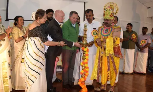 ഓണക്കളികളും, പാട്ടുകളും തിരുവാതിരകളിയും ആല്ബനി മല്ലൂസിന്റെ ഓണാഘോഷം വര്ണാഭമായി ഓണക്കളികളും, പാട്ടുകളും തിരുവാതിരകളിയും ആല്ബനി മല്ലൂസിന്റെ ഓണാഘോഷം വര്ണാഭമായി