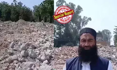 മര്‍കസ് തയിബയ്ക്ക് മുന്നിലാണ് നില്‍ക്കുന്നത്;  മുജാഹിദ്ദീനുകളും, തലാബകളുമായി നിരവധി പോരാളികള്‍ക്ക് ജന്‍മം കൊടുത്ത കേന്ദ്രമാണിത്; ആക്രമണത്തില്‍ തകര്‍ന്നു പോയി; ഇത് വീണ്ടും പണിയും, പഴയതിനെക്കാള്‍ വലുതാക്കും; ഓപ്പറേഷന്‍ സിന്ദൂറില്‍ തകര്‍ന്നടിഞ്ഞ മുരിദ്‌കെയിലെ ഭീകരകേന്ദ്രത്തിന്റെ അവശിഷ്ടങ്ങള്‍ക്ക് മുന്നില്‍നിന്ന് ലഷ്‌കര്‍ കമാന്‍ഡറുടെ വീഡിയോ; പാക്കിസ്ഥാന്റെ അവകാശവാദം വീണ്ടും പൊളിയുന്നു