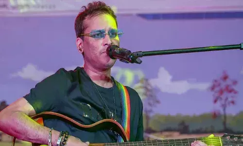 സ്കൂബ ഡൈവിങ്ങിനിടെ അപകടം; പ്രശസ്ത ബോളിവുഡ് ഗായകനും നടനുമായസബീൻ ഗാര്‍ഗ് അന്തരിച്ചു; ഓർമയായത് യാ അലി എന്ന ഹിറ്റ് ഗാനം ആലപിച്ച കലാകാരൻ