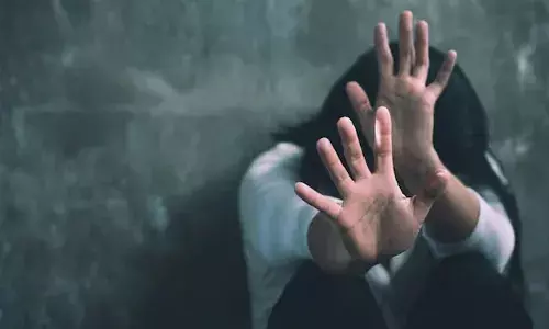 ബെംഗളൂരുവിലെ പിജി ഹോസ്റ്റലില്‍ യുവതിയെ കുത്തിപ്പരിക്കേല്‍പ്പിച്ചു; നിലത്തു വീണ യുവതിയെ വിവസ്ത്രയാക്കിയ ശേഷം നഗ്നദൃശ്യം പകര്‍ത്തി: യുവാവ് അറസ്റ്റില്‍