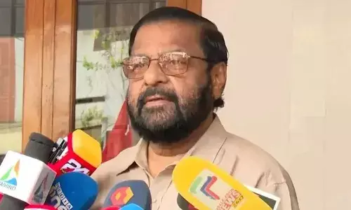 ശബരിമല യുവതീ പ്രവേശന വിഷയത്തില്‍ സുപ്രീം കോടതി വിധി തെറ്റായിരുന്നു; സര്‍ക്കാര്‍ കോടതിയുടെ വിധി മാനിച്ചു; ജനകീയ വികാരം എന്തെന്ന് മനസ്സിലായപ്പോള്‍ അതില്‍ നിന്ന് പിന്‍മാറി;  യുവതീ പ്രവേശം അടഞ്ഞ അധ്യായമെന്നും കടകംപള്ളി സുരേന്ദ്രന്‍; പഴയനിലപാടില്‍നിന്ന് മറുകണ്ടംചാടി മുന്‍ ദേവസ്വം മന്ത്രി