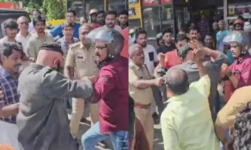 അടിയടാ അവനെ..; ഹോട്ടലിന് മുന്നിൽ ഒരാളെ എടുത്തിട്ട് പൂശി ആളുകൾ; കാരണം അറിഞ്ഞപ്പോൾ ഇടിയുടെ പവർ കൂടി; പറവൂരിൽ കുട്ടികളോട് മോശമായി പെരുമാറി; രണ്ടുപേർ പിടിയിൽ