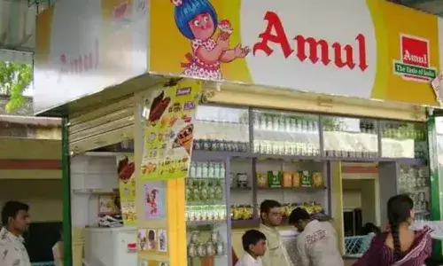 കുഞ്ഞുങ്ങൾക്ക് ഇനി കൊതി തീരുന്നതുവരെ ഐസ്ക്രീം നുണയാം..; ജി എസ് ടി നിരക്ക് കുറച്ചതോടെ ആശ്വാസം; ബട്ടർ അടക്കം 700 ഉൽപ്പന്നങ്ങളുടെ വില കുറച്ച് അമുൽ