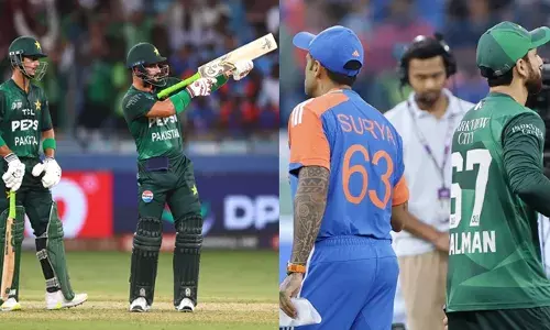അക്‌സര്‍ പട്ടേലിനെ സിക്‌സിന് പറത്തി 34 പന്തില്‍ അര്‍ധസെഞ്ചുറി;  പിന്നാലെ ബാറ്റെടുത്ത് തോക്കുപോലെ പിടിച്ച് ഡ്രസ്സിംഗ് റൂമിനുനേരെ സാങ്കല്‍പ്പിക വെടിവെച്ച് ഫര്‍ഹാന്റെ ആഘോഷം;   മികച്ച തുടക്കം ലഭിച്ചിട്ടും മുതലാക്കാതെ പാക്ക് മധ്യനിര;  സൂപ്പര്‍ ഫോര്‍ പോരാട്ടത്തില്‍ ഇന്ത്യക്ക് 172 റണ്‍സ് വിജയലക്ഷ്യം