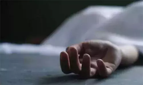 തിരുവനന്തപുരത്ത് ആശുപത്രി ജീവനക്കാരി മരിച്ച നിലയില്‍; രണ്ടു ദിവസമായി യുവതിയെ സംബന്ധിച്ച് യാതൊരു വിവരവുമുണ്ടായിരുന്നില്ലെന്ന് കുടുംബം