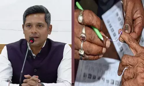 കേരളത്തിലെ തീവ്ര വോട്ടര്‍പട്ടിക പരിഷ്‌കരണം തദ്ദേശ തിരഞ്ഞെടുപ്പ് കഴിയും വരെ നീട്ടണം; ആവശ്യം ഉന്നയിച്ച് മുഖ്യ തെരഞ്ഞെടുപ്പ് ഓഫീസര്‍; കേന്ദ്ര തെരഞ്ഞെടുപ്പ് കമ്മീഷന് കത്തയച്ചു;  എസ്‌ഐആര്‍ ഡിസംബറിന് ശേഷം നടപ്പാക്കാന്‍ സാധ്യത