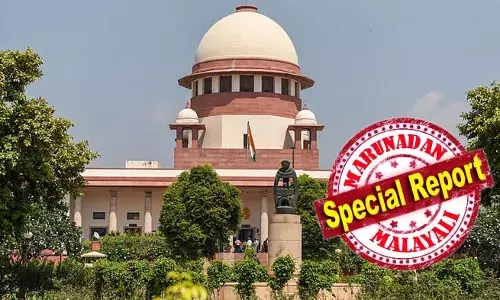 പൊതുഖജനാവിലെ പണം നേതാക്കളെ മഹത്വവല്‍ക്കരിക്കാനാണോ? പൊതുപണം ഉപയോഗിച്ച് നേതാക്കളുടെ പ്രതിമകള്‍ സ്ഥാപിക്കരുതെന്ന് സുപ്രീംകോടതി; തമിഴ്നാട് സര്‍ക്കാരിന്റെ ഹര്‍ജി തള്ളി; ഉത്തരവ് തിരുനെല്‍വേലിയില്‍ കരുണാനിധിയുടെ വെങ്കല പ്രതിമ സ്ഥാപിക്കുന്നതുമായി ബന്ധപ്പെട്ട്