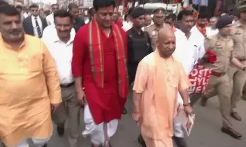 മതചിഹ്നങ്ങള്‍ ഉയര്‍ത്തിയുള്ള റാലികള്‍ക്ക് നിരോധനം ഏര്‍പ്പെടുത്തി ഉത്തര്‍പ്രദേശ് സര്‍ക്കാര്‍; ദളിത് പിന്നോക്ക വിഭാഗങ്ങളുടെ രാഷ്ട്രീയ ഉയര്‍ച്ചയ്ക്ക് എതിരെന്ന് രാഷ്ട്രീയ പാര്‍ട്ടികള്‍