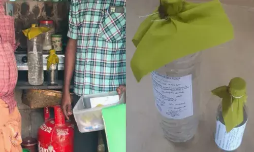 രഹസ്യ വിവരത്തിന്റെ അടിസ്ഥാനത്തിൽ പരിശോധന; എക്സൈസ് സംഘം നേരെ ഇരച്ചെത്തിയത് ഭാര്യവീട്ടിൽ; ചാരായവുമായി യുവാവ് അറസ്റ്റിൽ; 1.800 ലിറ്റർ വരെ പിടിച്ചെടുത്തു