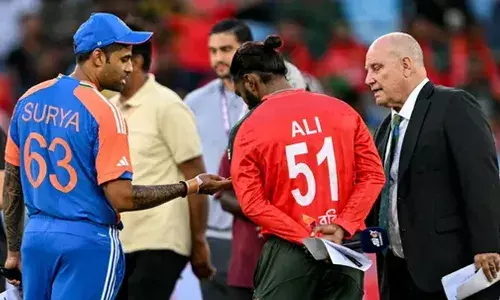 കളി പുരോഗമിക്കുന്തോറും വേഗം കുറയുന്ന ദുബായ് സ്റ്റേഡിയത്തിലെ പിച്ച്; നിര്‍ണായക ടോസ് നേടിയ ബംഗ്ലദേശ് ഫീല്‍ഡിംഗ് തെരഞ്ഞെടുത്തു;  പാകിസ്ഥാനെ കീഴടക്കിയ ടീമില്‍ മാറ്റമില്ലാതെ ഇന്ത്യ;  ക്യാപ്റ്റനടക്കം നാല് മാറ്റങ്ങളുമായി ബംഗ്ലാദേശ്