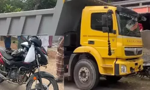 ടിപ്പര്‍ ലോറി ശരീരത്തിൽ കയറിയിറങ്ങി; ബൈക്ക് യാത്രക്കാരന് ദാരുണാന്ത്യം; സംഭവം തിരുവനന്തപുരത്ത്