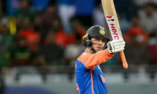 പവര്‍പ്ലേ പവറാക്കി അഭിഷേക് ശര്‍മ; അര്‍ഹിച്ച സെഞ്ചുറി നേടാതെ റണ്ണൗട്ടായി മടങ്ങി; പിന്നാലെ വിക്കറ്റ് തുലച്ച് മധ്യനിര; സഞ്ജുവിനെ കരയ്ക്കിരുത്തി ബാറ്റിങ് പരീക്ഷണം;  പിടിച്ചുകെട്ടി ബംഗ്ലാദേശ്; വിജയലക്ഷ്യം 169 റണ്‍സ്