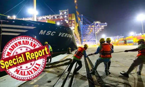 തദ്ദേശ തിരഞ്ഞെടുപ്പ് വിജ്ഞാപനത്തിന് മുമ്പ് രണ്ടാം ഘട്ട നിര്‍മ്മോണാദ്ഘാടനം; 18-20 മീറ്റര്‍ സ്വാഭാവിക ആഴവും കുറഞ്ഞ തീരത്തടിയുമുള്ള വിഴിഞ്ഞം രാജ്യത്തെ പ്രധാന ട്രാന്‍ഷിപ്പ്‌മെന്റ് ഹബ് എന്ന നിലയില്‍ അതിവേഗം വളരുന്നു; അഞ്ഞൂറാമന്‍ വെറോണ; 17.1 മീറ്റര്‍ ഡ്രാഫ്റ്റ് റിക്കോര്‍ഡ് ഏറെ പ്രാധാന്യമുള്ളത്; ഇത് കുതിക്കും പോര്‍ട്ടിന്റെ മറ്റൊരു നാഴിക കല്ല്