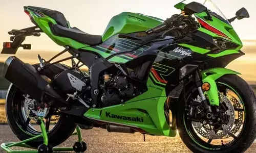 ജിഎസ്ടി മുത്തപ്പൻ നിൻജ യെ കൈവിട്ടു; റോഡിലൂടെ കുതിക്കുന്ന ഇവനെ സ്വന്തമാക്കാൻ ഇനി കുറച്ച് പാടുപെടും; കാവസാക്കി ബൈക്കുകളുടെ വില വർധിപ്പിച്ചു; പുതിയ ഷോറൂം റേറ്റുകൾ ഇങ്ങനെ