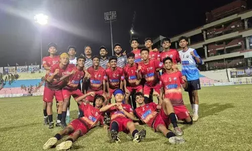 ചരിത്ര വിജയത്തിലേക്ക് ലക്ഷ്യം കണ്ടത് തഖല്ലാമ്പെയും ആഷിഖും ! സുബ്രതോ കപ്പ് ഫുട്‌ബോളില്‍ ആദ്യമായി കിരിടത്തില്‍ മുത്തമിട്ട് കേരളം; ഫൈനലില്‍ ഉത്തരാഖണ്ഡിനെ കീഴടക്കിയത് എതിരില്ലാത്ത രണ്ട് ഗോളുകള്‍ക്ക്; കേരളം ഫൈനല്‍ കളിച്ചത് 10 വര്‍ഷത്തിന് ശേഷം