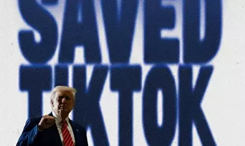 ടിക് ടോക്ക് വില്‍പ്പനയ്ക്ക് തയ്യാറാണെന്ന് പ്രഖ്യാപിക്കുന്ന ഉത്തരവില്‍ ട്രംപ് ഒപ്പുവച്ചു