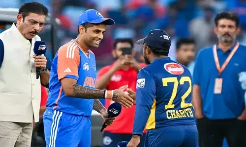 ഏഷ്യാ കപ്പ് സൂപ്പർ ഫോറിലെ അവസാന മത്സരത്തിൽ ഇന്ത്യക്ക് ബാറ്റിംഗ്; ടീമിൽ രണ്ട് മാറ്റം; ജസ്പ്രീത് ബുമ്രയ്ക്കും ശിവം ദുബെയ്ക്കും വിശ്രമം; വിക്കറ്റ് കീപ്പറായി സഞ്ജു സാംസൺ തുടരും