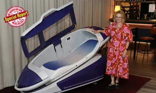 ഇണക്കുരുവികളെപ്പോലെ 75 വര്‍ഷം നീണ്ട ദാമ്പത്യം; 96കാരിയുടെയും 97കാരന്റെയും ഏറ്റവും വലിയ ആശങ്ക ആര് ആദ്യം മരിക്കുമെന്ന്; പിരിയല്‍ താങ്ങാന്‍ കഴിയില്ല എന്ന് ഉറപ്പായതോടെ അവര്‍ ഡെത്ത് ക്ലിനിക്കില്‍ പോയി ഒരുമിച്ച് സുഖ മരണം വരിച്ചു; സ്വിറ്റ്സര്‍ലന്‍ഡില്‍ നിന്ന് ഒരു അസാധാരണ മരണ കഥ!