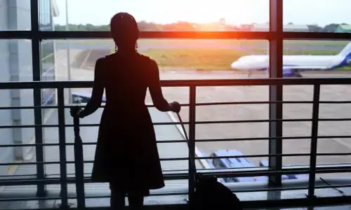 ഒറ്റയ്ക്ക് വിമാനം കയറിയത് ഡൽഹിയിലേക്ക്; പെൺകുട്ടിയെ കണ്ടെത്താൻ നിർണായകമായത് ഓട്ടോറിക്ഷാ ഡ്രൈവറുടെ മൊഴി; 13കാരിയെ തിരുവനന്തപുരത്ത് തിരികെയെത്തിച്ചു