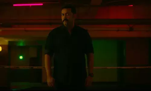 ക്രൈം ഇൻവെസ്റ്റിഗേഷൻ ത്രില്ലറുമായി ഇന്ദ്രജിത്ത്; നവാഗതനായ ജിതിൻ ടി സുരേഷ് ഒരുക്കുന്ന ധീരം; ടീസർ പുറത്ത്