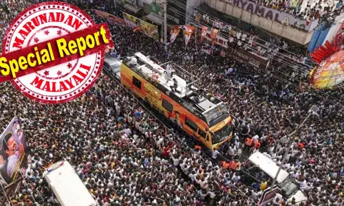 മഹാദുരന്തമായി വിജയയുടെ രാഷ്ട്രീയ റാലി; അപകടത്തില്‍ മരിച്ചത് ഒന്‍പത് കുട്ടികളടക്കം 39 പേര്‍; 111 പേര്‍ പരിക്കേറ്റ് ചികിത്സയില്‍; 10 പേരുടെ നില അതീവ ഗുരുതരം; സംഭവത്തില്‍ കുട്ടികളെയും കാണാതായിട്ടുണ്ട് എന്ന് റിപ്പോര്‍ട്ട്; റാലില്‍ പങ്കെടുത്തവരില്‍ 15 വയസ്സില്‍ താഴെയുള്ള പതിനായിരത്തോളം കുട്ടികള്‍; അനുശോചനം അറിയിച്ച് രാജ്യം