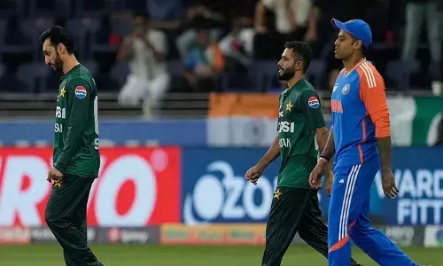 പ്രീ-ഫൈനൽ ഫോട്ടോഷൂട്ട് നിരസിച്ച് സൂര്യകുമാർ യാദവ്; അതിൽ തനിക്ക് ഒന്നും ചെയ്യാൻ കഴിയില്ലെന്ന് പാക്കിസ്ഥാൻ ക്യാപ്റ്റൻ; മികച്ച ക്രിക്കറ്റ് കളിക്കുകയാണ് ടീമിന്റെ ലക്ഷ്യമെന്നും സൽമാൻ ആഗ