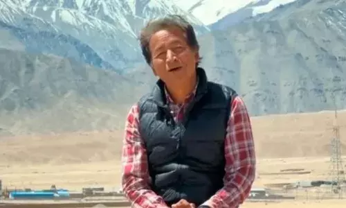 ലഡാക്കില്‍ സമാധാനപരമായി പ്രതിഷേധിക്കാന്‍ അവകാശം നല്‍കണം; സോനം വാംഗ്ചുക്കിനെ മോചിപ്പിക്കണമെന്നാവശ്യപ്പെട്ട് ആഭ്യന്തര മന്ത്രാലയത്തിന് നിവേദനം