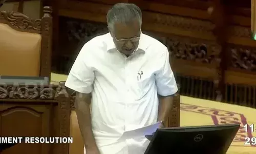 ദേശീയ പൗരത്വ രജിസ്റ്ററിന്റെ വളഞ്ഞ വഴിയിലൂടെയുള്ള നടപ്പാക്കല്‍;  തിടുക്കപ്പെട്ട് കൊണ്ട് വരുന്നത് നിഷ്‌കളങ്കമായി കാണാന്‍ കഴിയില്ല;  പുറന്തള്ളലിന്റെ രാഷ്ട്രീയം;  എസ്‌ഐആറിനെതിരെ ഏകകണ്ഠമായി പ്രമേയം പാസാക്കി കേരള നിയമസഭ