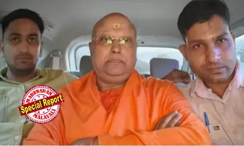 പൊലീസിനെ വെട്ടിച്ച് രക്ഷപ്പെടാന്‍ സിസിടിവി ക്യാമറകളില്ലാത്ത ഹോട്ടലുകളില്‍ താമസം;  50 ദിവസത്തിനിടെ 15 ഹോട്ടലുകള്‍; കുരുക്കായി കോടികളുടെ സാമ്പത്തിക തട്ടിപ്പ് മുതല്‍ വ്യാജ പാസ്‌പോര്‍ട്ട് വരെ; പിടിച്ചെടുത്ത ഫോണിന്റെ പാസ്വേഡ് മറന്നുപോയി;  ചോദ്യം ചെയ്യലിനോട് സഹകരിക്കാതെ ചൈതന്യാനന്ദ