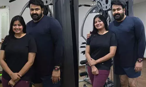 ജോര്‍ജുകുട്ടിയും അഞ്ജു ജോര്‍ജും; ഷൂട്ടിങ്ങിന് ഇടയില്‍ മോഹന്‍ലാലിനൊപ്പം ജിമ്മില്‍ വര്‍ക്കൗട്ട് ചെയ്യുന്ന ചിത്രം പങ്കുവെച്ച് നടി അന്‍സിബ