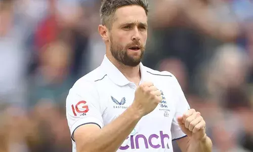 15 വര്‍ഷത്തോളം നീണ്ട കരിയര്‍; അന്താരാഷ്ട്ര ക്രിക്കറ്റില്‍ നിന്ന് വിരമിച്ച് ഓള്‍റൗണ്ടര്‍ ക്രിസ് വോക്‌സ്