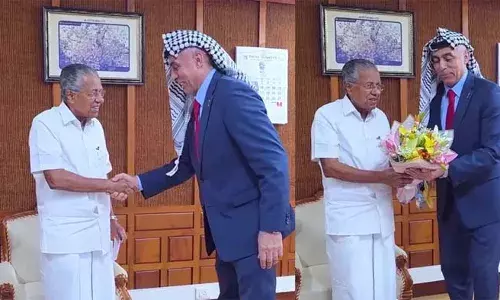 പലസ്തീന്‍ അംബാസിഡറെ കണ്ട് ഐക്യദാര്‍ഢ്യം അറിയിച്ച് മുഖ്യമന്ത്രി; കേരളം എന്നും ഫലസ്തീന്‍ ജനതയ്‌ക്കൊപ്പം; ഫലസ്തീന്റെ മുഴുവന്‍ ജനാധിപത്യ അവകാശങ്ങളെയും ഇസ്രായേല്‍ നിഷേധിച്ചുവെന്ന് പിണറായി