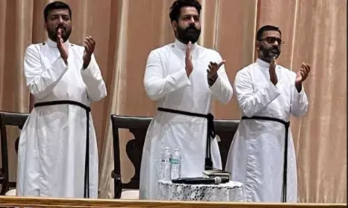 ദൈവ ശബ്ദം കേൾക്കുന്നവർ മാത്രമാണ് ആത്മീയതയുടെ പൂർണ്ണതയിലേക്ക് പ്രവേശിക്കുന്നത് .റവ. എബ്രഹാം വി. സാംസൺ