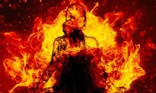 അയല്‍വാസികള്‍ തമ്മില്‍ തര്‍ക്കം; വഴക്കിനിടെ ഇടയ്ക്ക് കയറിയ പെണ്‍കുട്ടിയെ തീകൊളുത്തി കൊല്ലാന്‍ ശ്രമം; പ്രതി പിടിയില്‍