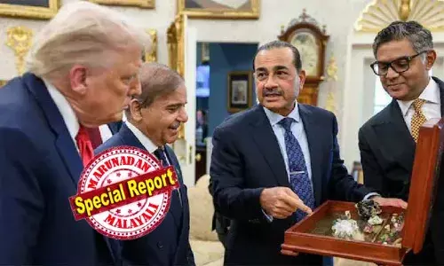 നമ്മുടെ സൈനിക മേധാവി അപൂര്‍വ ധാതുക്കള്‍ അടങ്ങുന്ന ബ്രീഫ്കേസുമായി നടക്കുകയാണ്; എന്തൊരു തമാശയാണിത്; ഏതെങ്കിലും സൈനിക മേധാവി ഇങ്ങനെ പെട്ടിയുമായി നടക്കുമോ? ട്രംപിന് പെട്ടി നല്‍കിയതില്‍ അസിം മുനീറിനെതിരെ രൂക്ഷ വിമര്‍ശനം