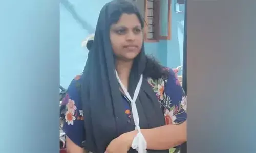 നെടുമങ്ങാട് ജില്ലാ ആശുപത്രിയില്‍ കോണ്‍ക്രീറ്റ് പാളി അടര്‍ന്നുവീണു; യുവതിക്ക് കൈക്ക് പരിക്ക്