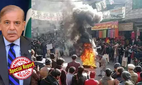 പാക് അധിനിവേശ കശ്മീരിലെ ജനകീയ പ്രതിഷേധം അടിച്ചമര്‍ത്താനുള്ള നീക്കം പൊളിഞ്ഞു;  പ്രക്ഷോഭകര്‍ക്ക് മുന്നില്‍ മുട്ടുമടക്കി പാകിസ്ഥാന്‍ സര്‍ക്കാര്‍; ജോയിന്റ് അവാമി ആക്ഷന്‍ കമ്മിറ്റിയുടെ 38 ആവശ്യങ്ങളില്‍ 21ഉം അംഗീകരിച്ചു; നീക്കം ഇന്ത്യയുടെ വിമര്‍ശനത്തിന് പിന്നാലെ; ചര്‍ച്ച തുടരുമെന്ന് ഷെഹബാസ് ഷെരീഫ് സര്‍ക്കാര്‍