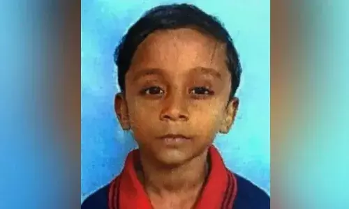 സൈക്കിളില്‍ ബൈക്കിടിച്ച് അഞ്ചുവയസ്സുകാരന്‍ മരിച്ചു