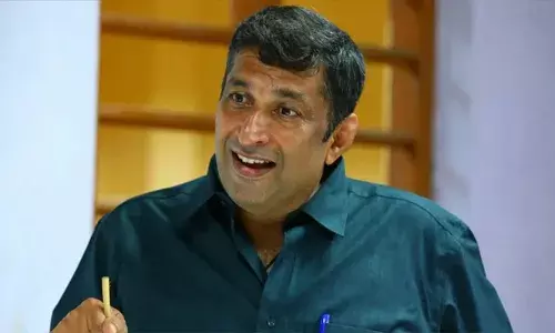 മോഹൻലാലിനെ ആദരിച്ച ചടങ്ങിന് ലാൽസലാം എന്ന് പേര് നൽകിയത് രാഷ്ട്രീയ താല്പര്യങ്ങളോടെ; മുൻപ്  കലയെയും കലാകാരന്മാരെയും രാഷ്ട്രീയക്കാർ ഇങ്ങനെ ഉപയോഗിച്ചിരുന്നില്ല; മാറ്റം വന്നത് ബിജെപി അധികാരത്തിലെത്തിയതോടെയെന്ന് ജയൻ ചേർത്തല