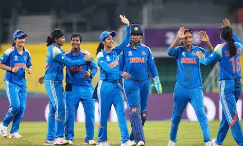 സിദ്ര അമീന്റെ ചെറുത്തുനിൽപ്പും ഫലം കണ്ടില്ല; ഏകദിന   ലോക കപ്പില്‍ പാക്ക് പടയെ പരാജയപ്പെടുത്തിയത് 88 റൺസിന്; രണ്ടക്കം കടക്കാനായത് മൂന്ന് ബാറ്റർമാർക്ക്; ക്രാന്തി ഗൗതിനും ദീപ്തി ശർമയ്ക്കും മൂന്ന് വിക്കറ്റ്; വനിതാ ക്രിക്കറ്റിലും പാക്കിസ്ഥാനെതിരെ ആധിപത്യം തുടർന്ന് ഇന്ത്യ